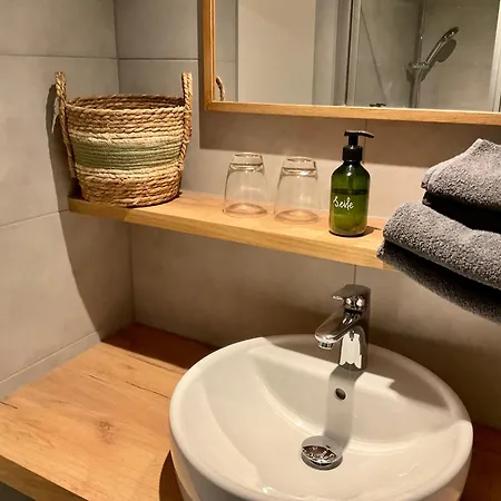 Apartman Lorenzo *