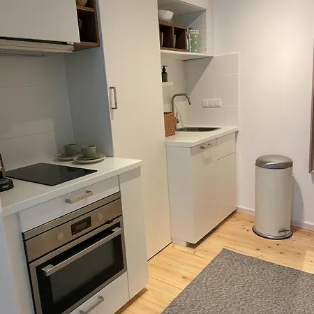 Lorenzo Apartment *